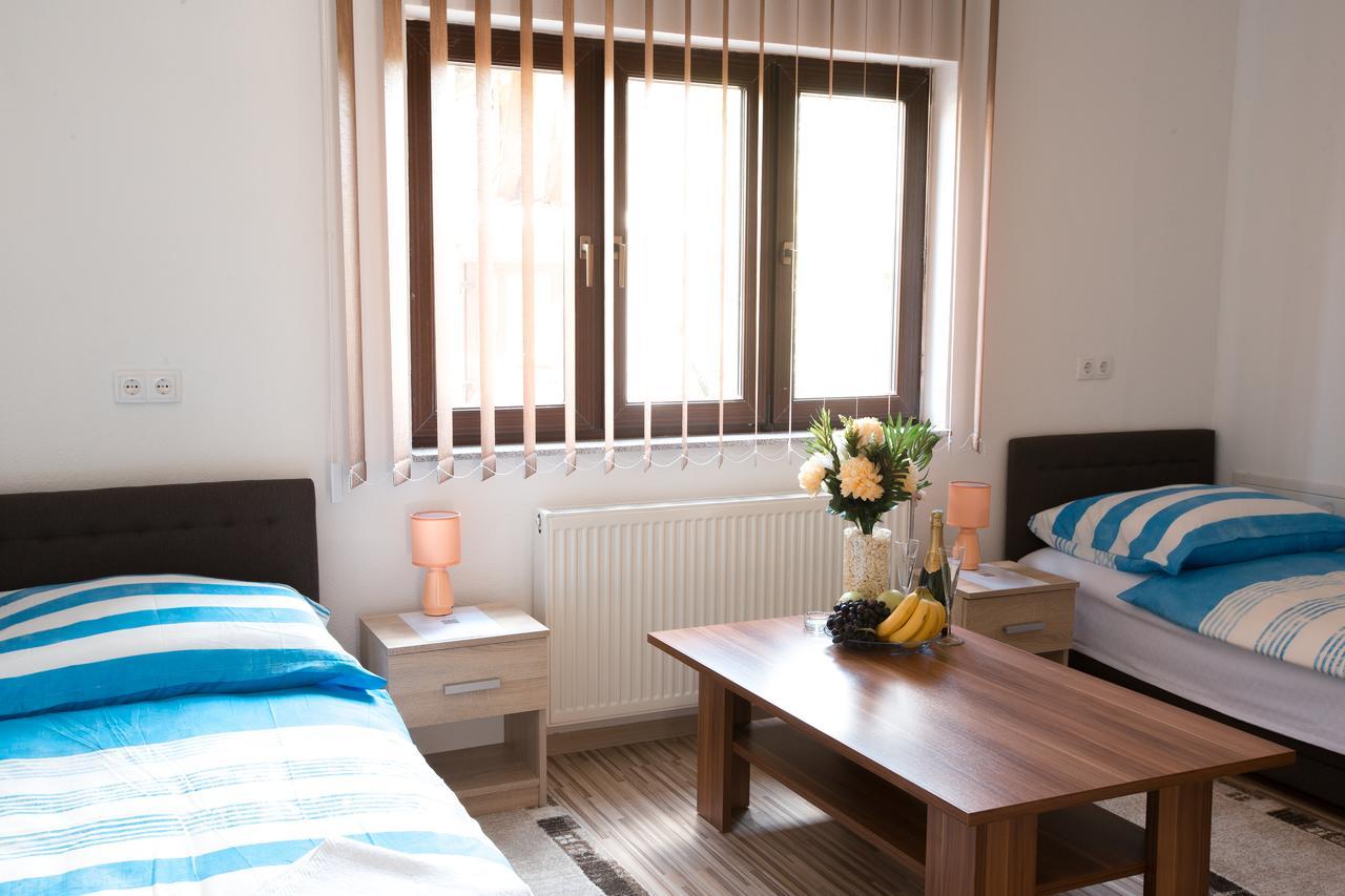 Guesthouse Vila Puzic Баня-Лука Экстерьер фото